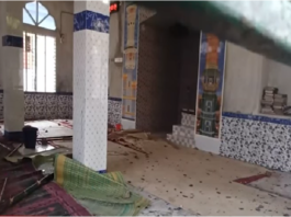 মাদারীপুরে মসজিদে ঢুকে